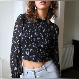NWOT Aritzia Wilfred Tempest Blouse sz S